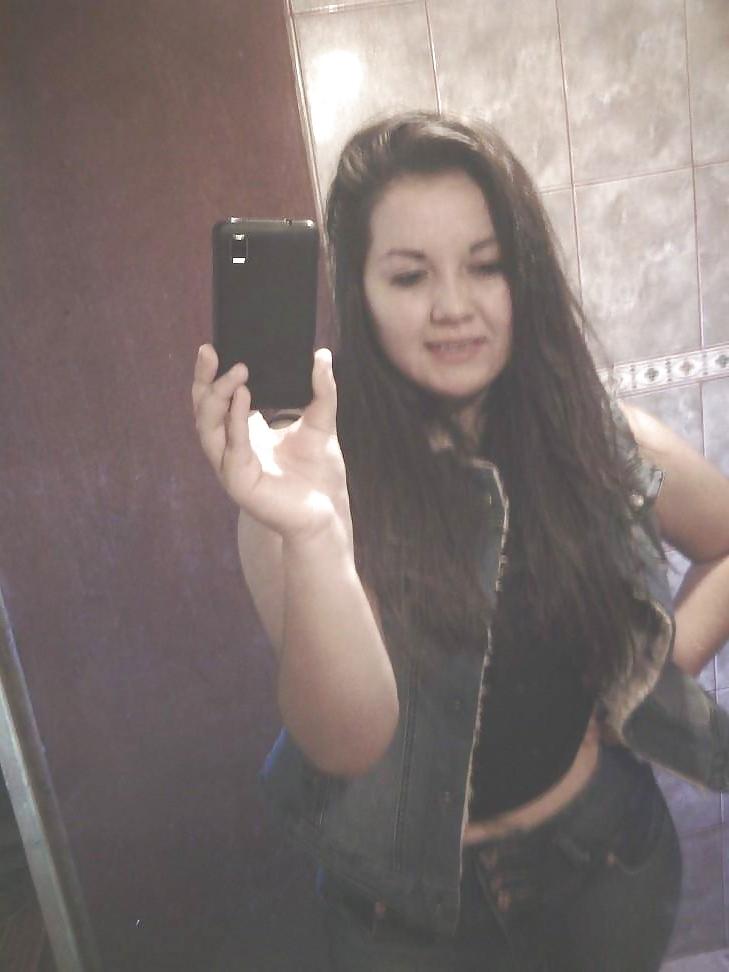 25P Qamila Chilena Culona Caliente Hot Teen Chilean