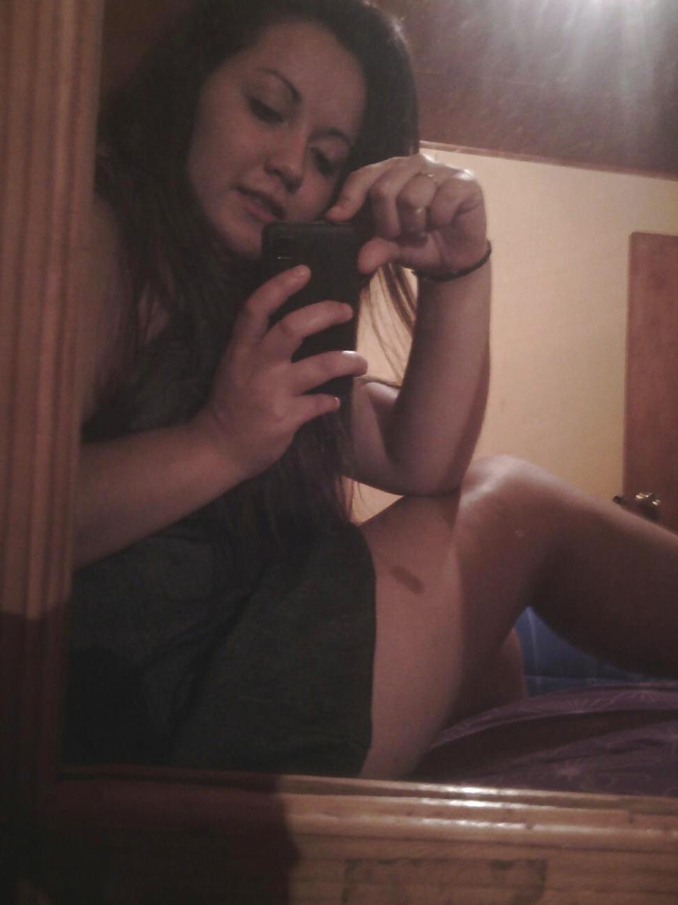 25P Qamila Chilena Culona Caliente Hot Teen Chilean