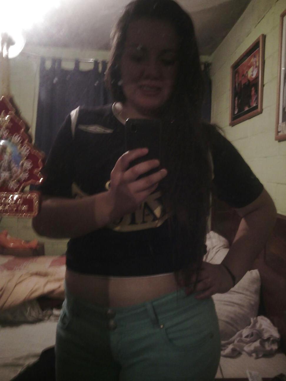 25P Qamila Chilena Culona Caliente Hot Teen Chilean