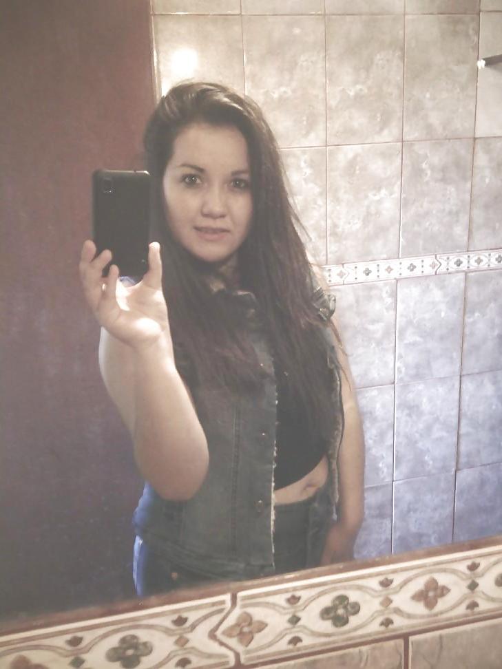 25P Qamila Chilena Culona Caliente Hot Teen Chilean