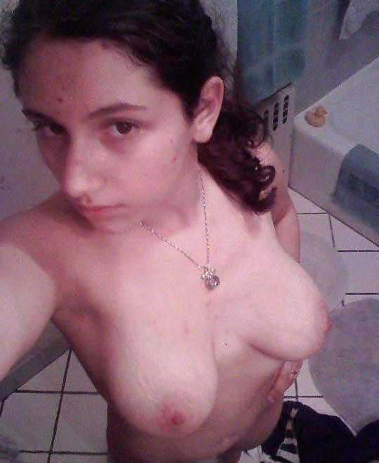 25P Selfshots and tied up