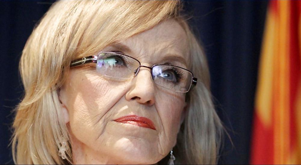 25P It's really great jerking off to conservative Jan Brewer