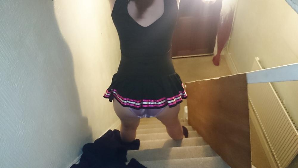 10P Cheerleader wife