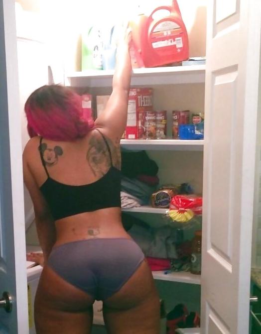 25P If It Aint Thick Its Not For My Dick 2