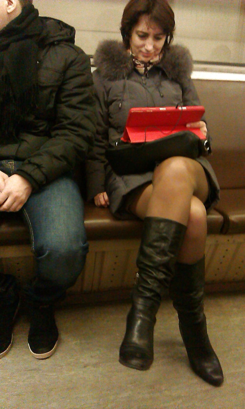 25P Miniskirt public 4