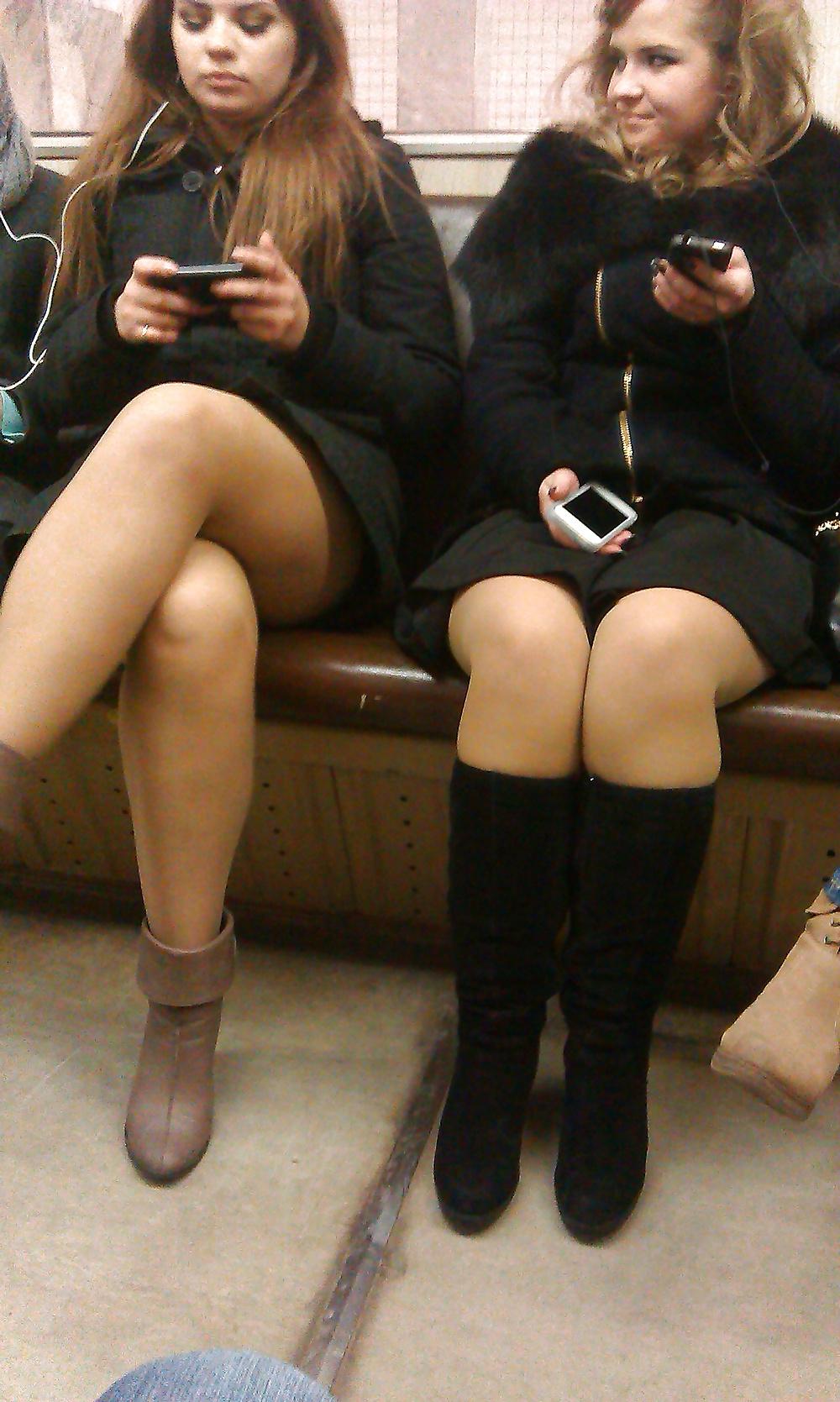 25P Miniskirt public 4
