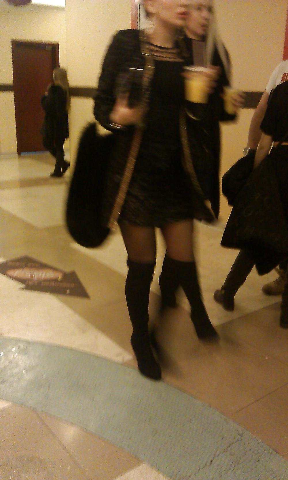25P Miniskirt public 4