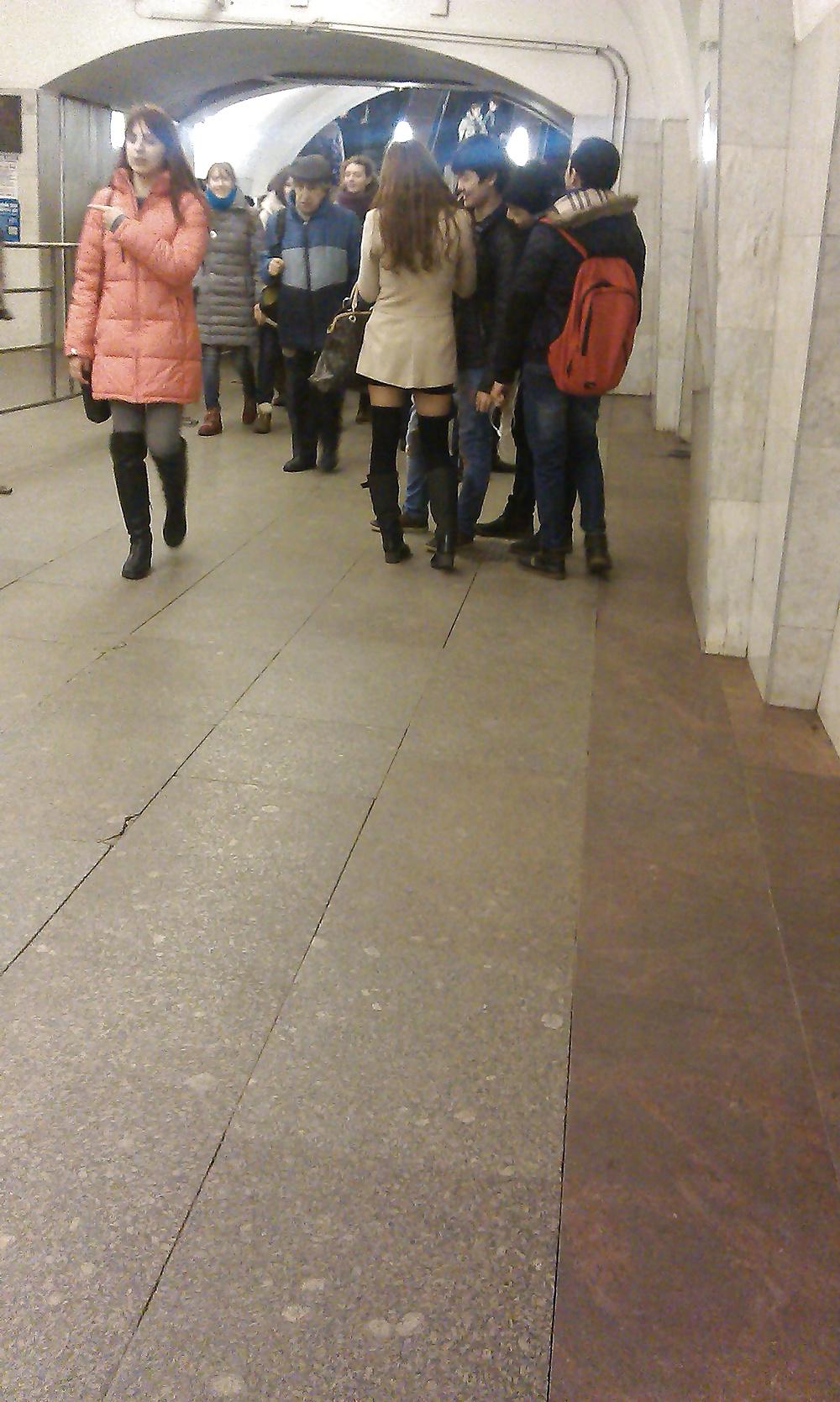 25P Miniskirt public 4