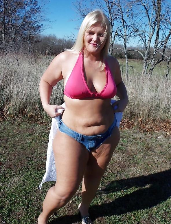 25P PRETTY BLONDE FAT ASS - 3