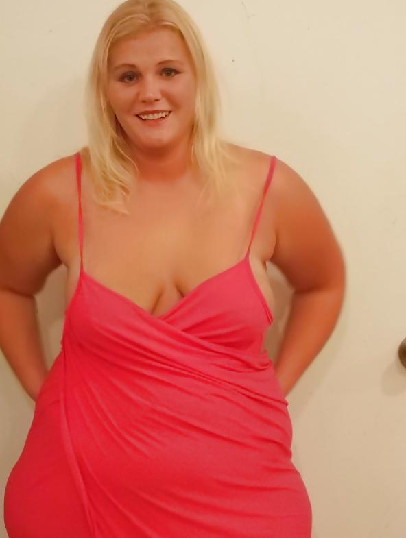 25P PRETTY BLONDE FAT ASS - 3