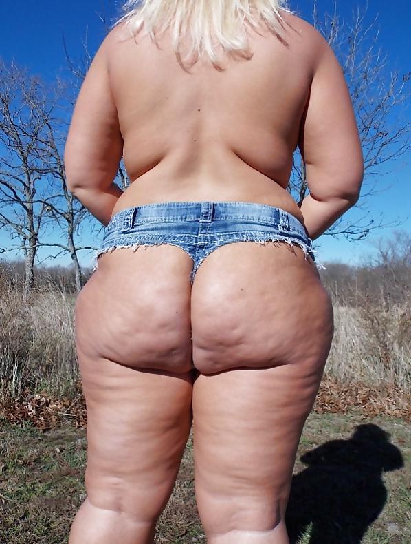 25P PRETTY BLONDE FAT ASS - 3