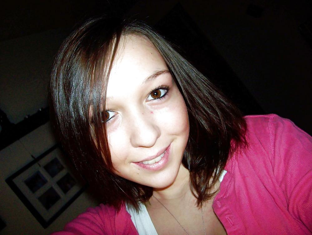 9P Brittney, my ex gf  vids coming soon :)