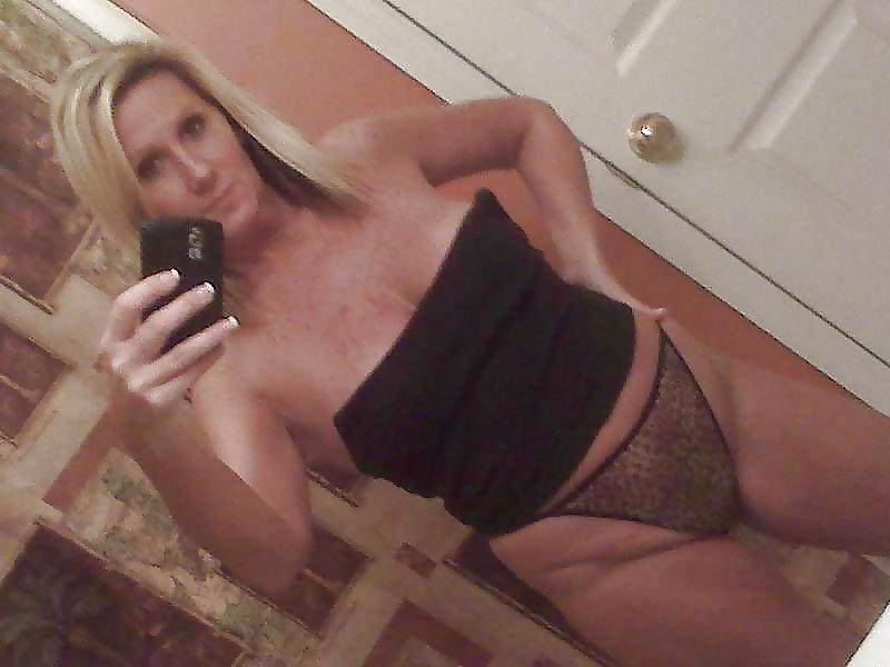 16P Her Private Self Shot Pics  Mature