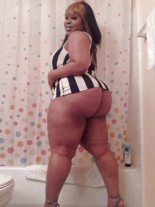 25P Thick selfies !!
