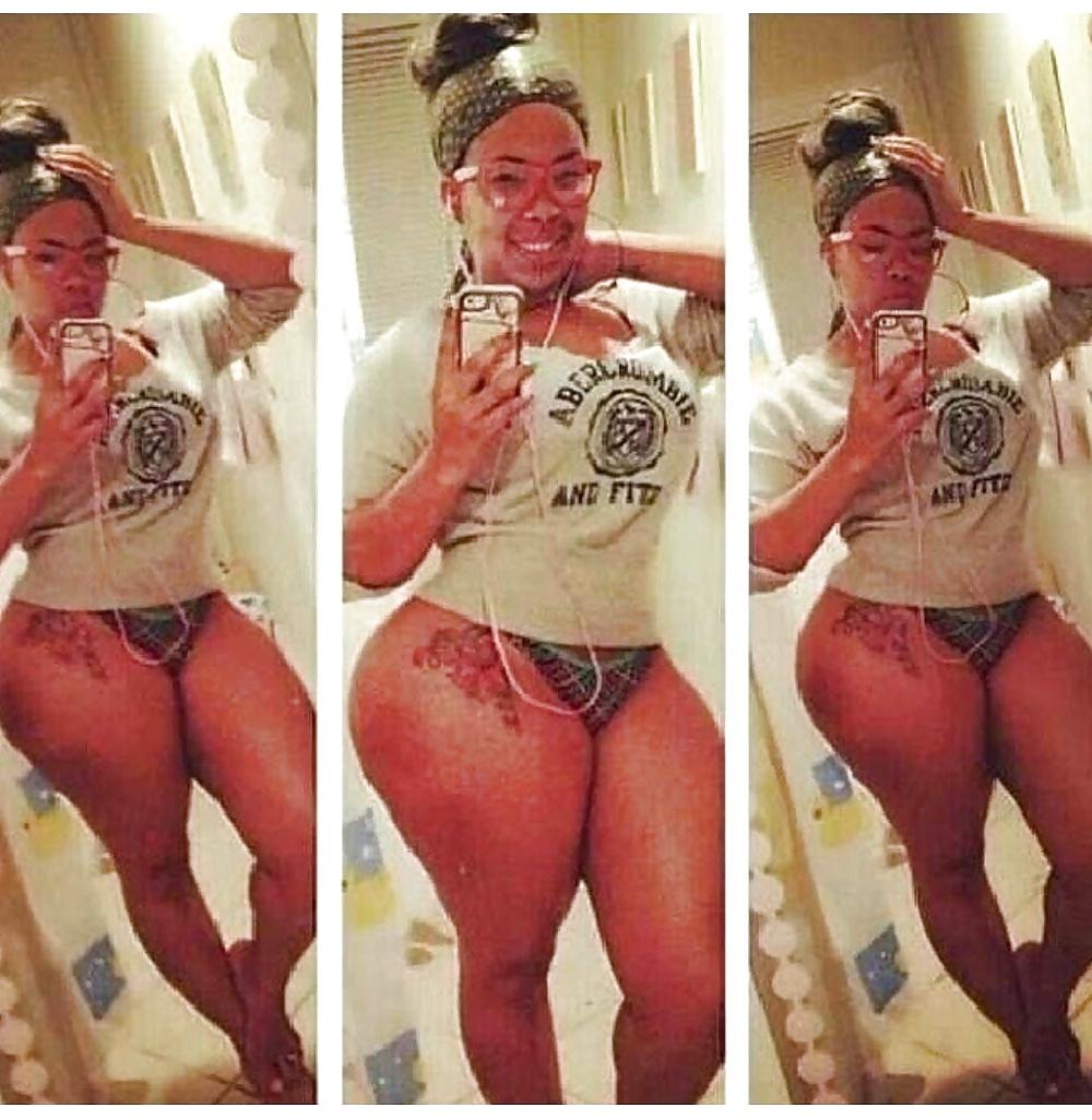 25P Thick selfies !!