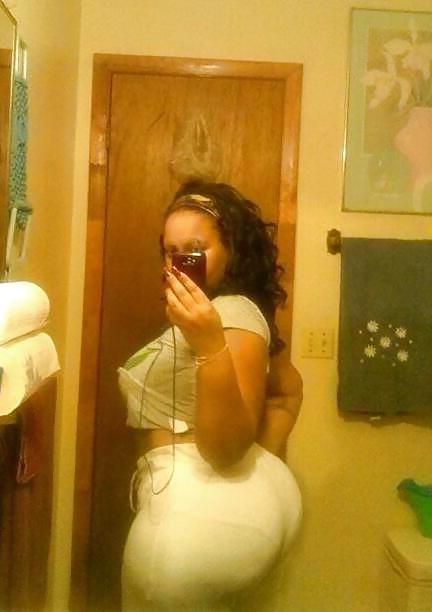 25P Thick selfies !!