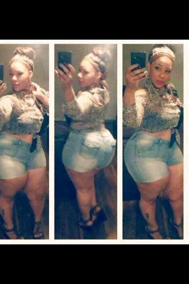 25P Thick selfies !!