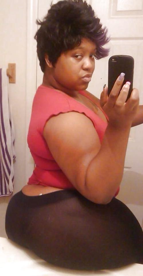25P Thick selfies !!