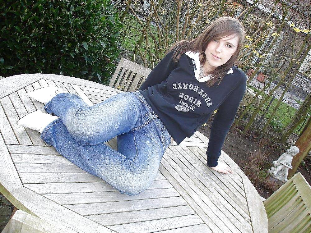25P Queens in Jeans LXXXV