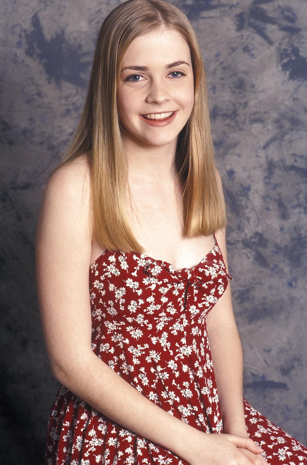 19P Melissa Joan Hart jerking materiel