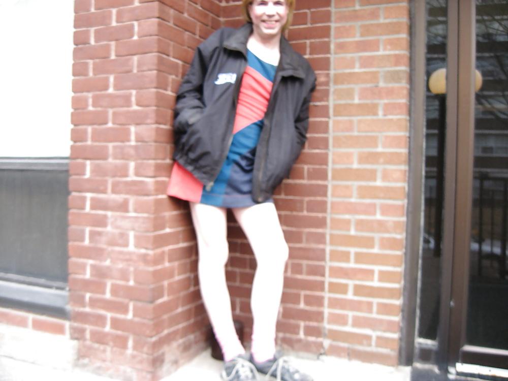 25P Tranny LILY ANNIE: public exposure!