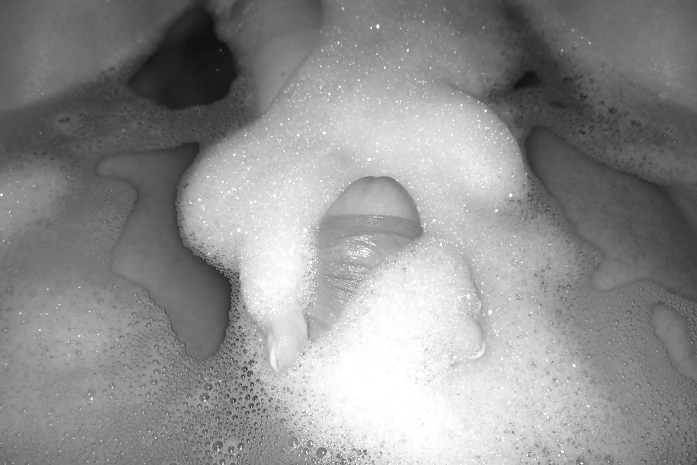 7P Bathing, in der Wanne