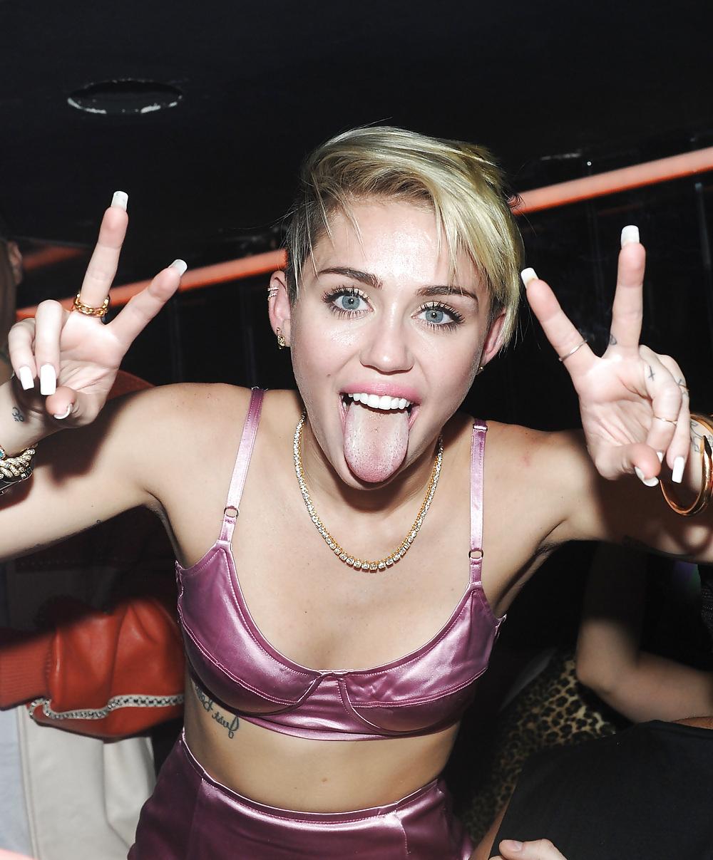 25P Miley Cyrus – Die ultimative Fick-Fantasie