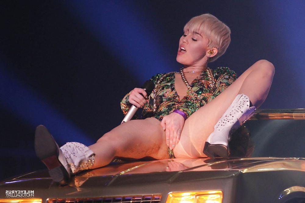 25P Miley Cyrus – Die ultimative Fick-Fantasie