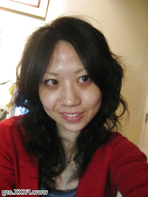 25P Leaked Chinese Air Stewardess photos.