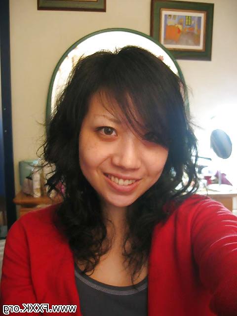 25P Leaked Chinese Air Stewardess photos.