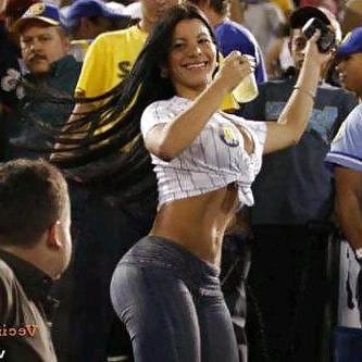 25P Bimbo Slut Venezolanas - Eleana 