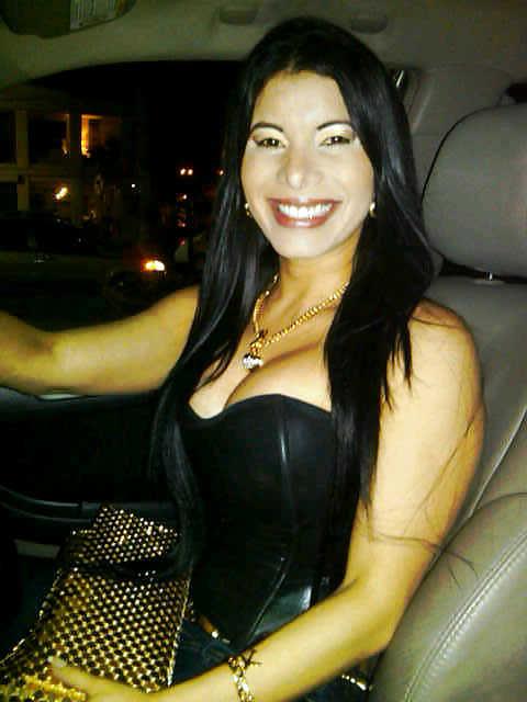 25P Bimbo Slut Venezolanas - Eleana 