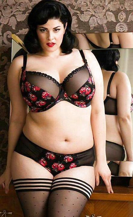 25P Busty Curvy and Ooooh so sexy