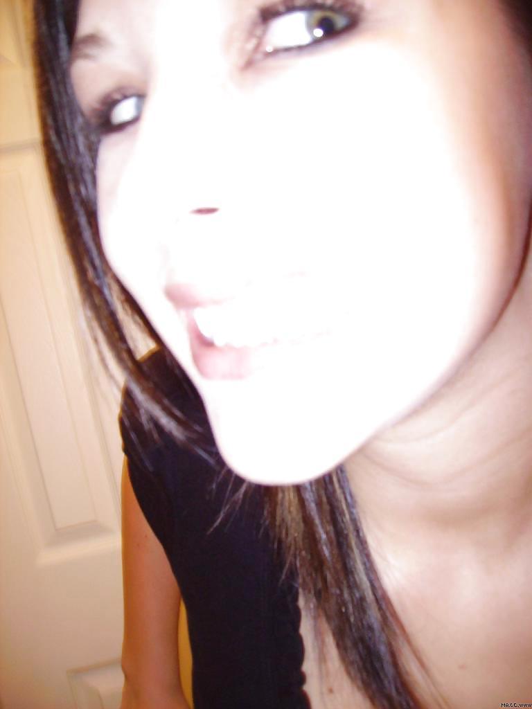 25P Stolen Pics - Brunette posing in front of mirror