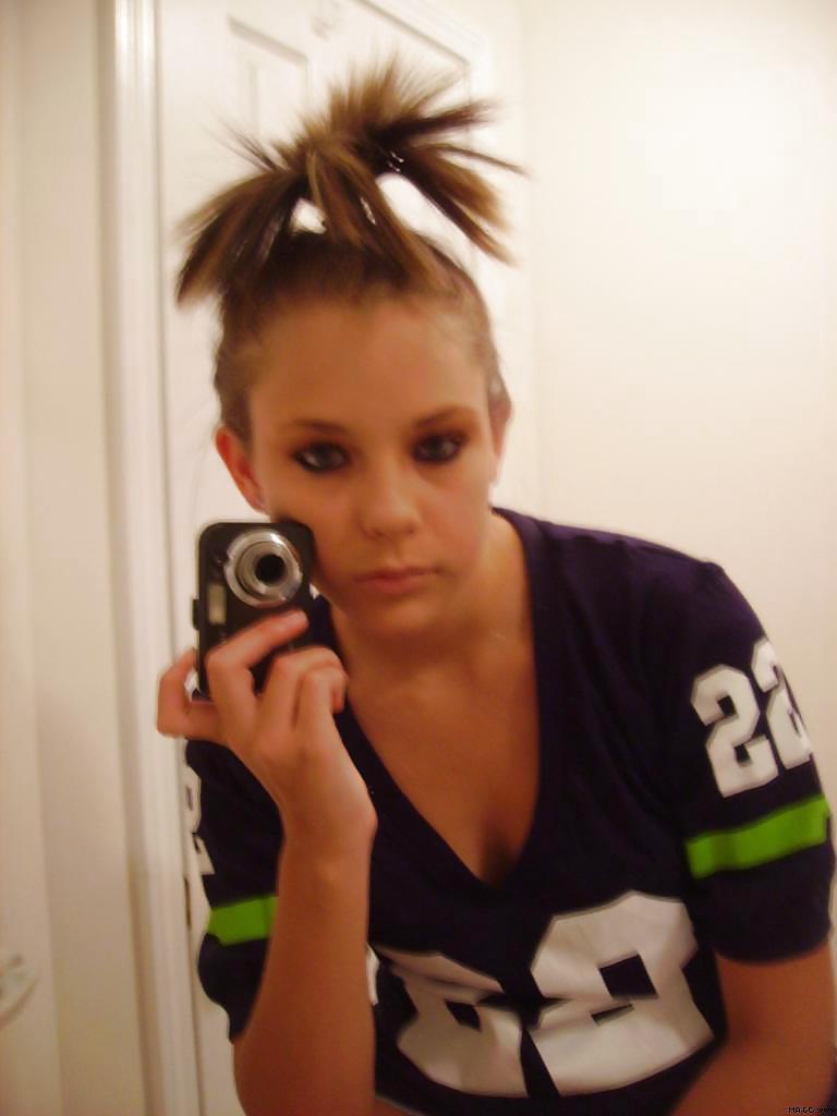 25P Stolen Pics - Brunette posing in front of mirror