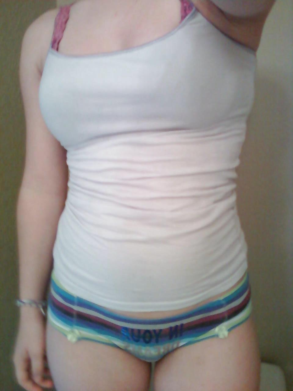 14P Cute Teens Mirror Shots 