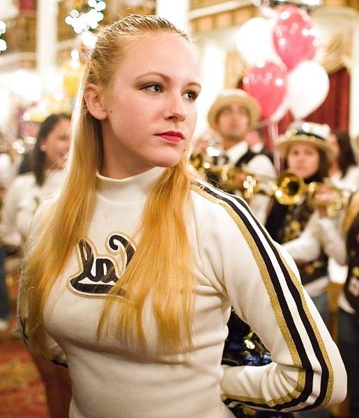 25P Hot Cheerleaders