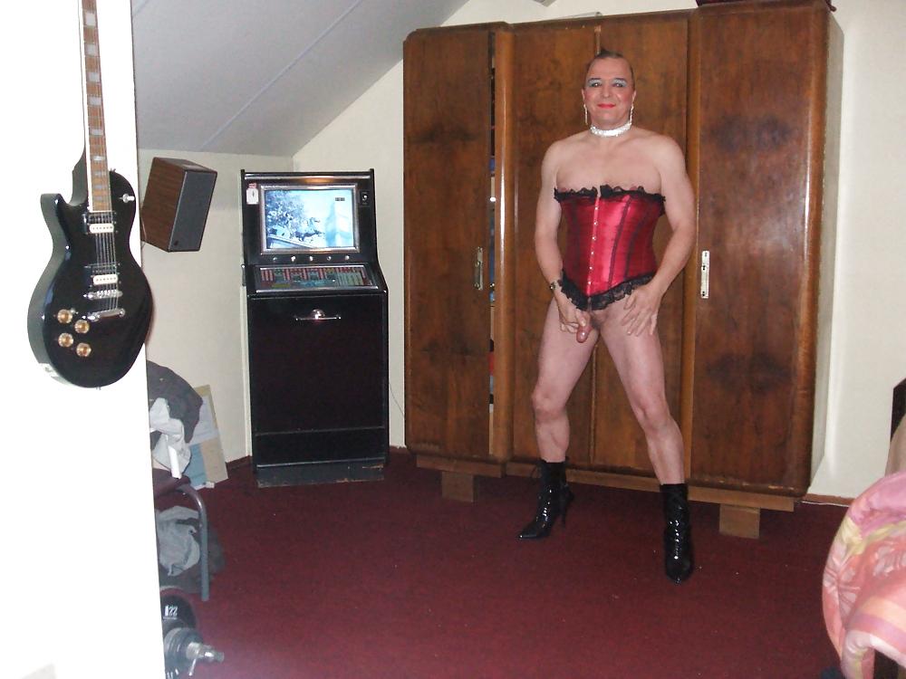 25P Mistress Jezz