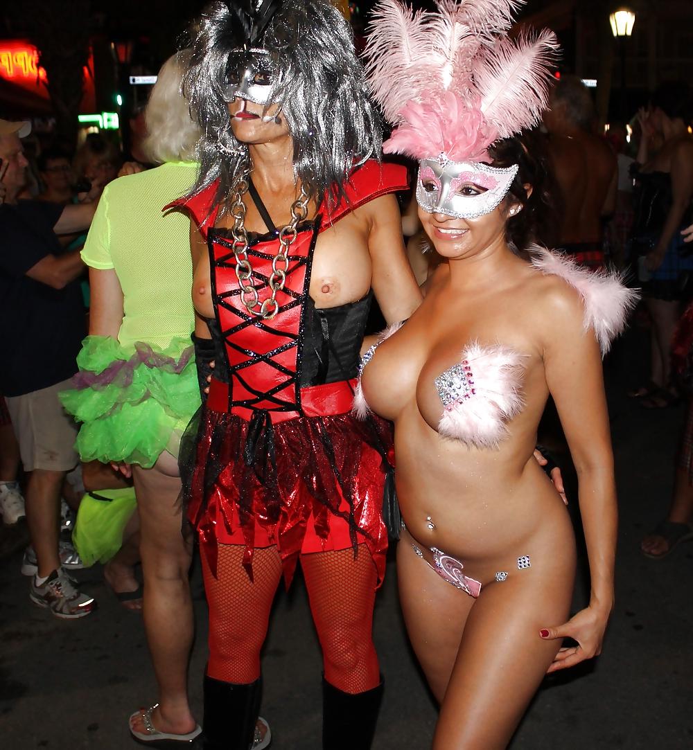 25P FANTASY FEST 2013