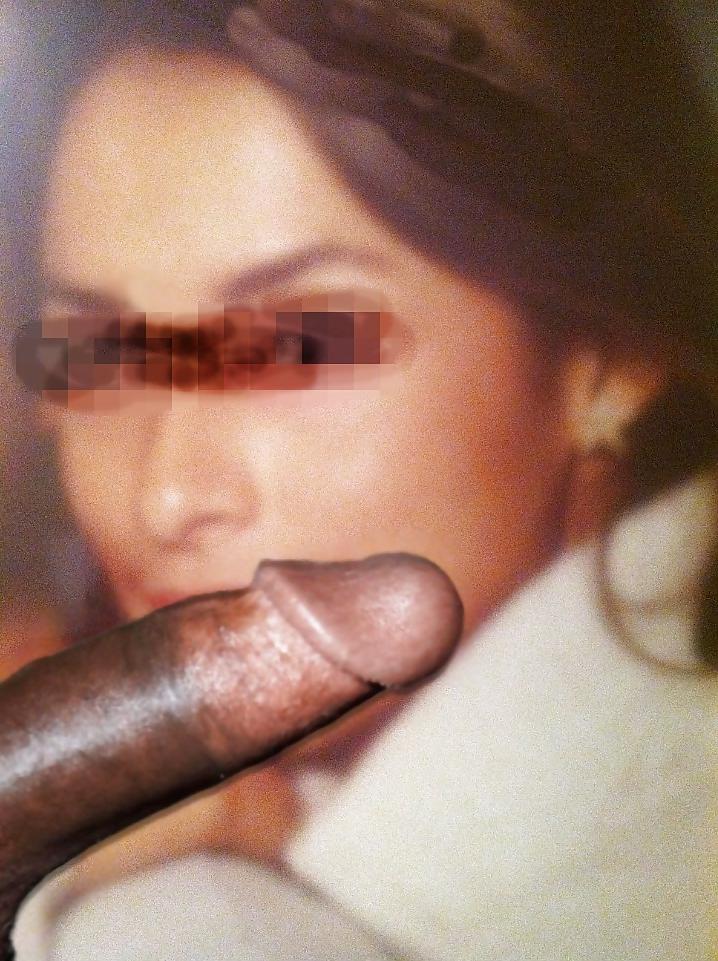 6P MILF needs a few cocks