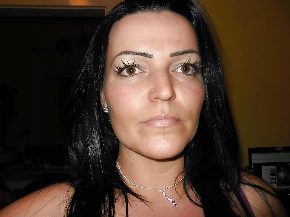 24P New fcb MILFs to help your jerk off