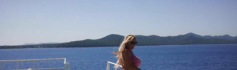 24P New fcb MILFs to help your jerk off