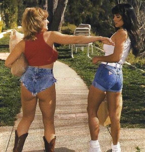 25P Queens in Jeans LLXXXXIX