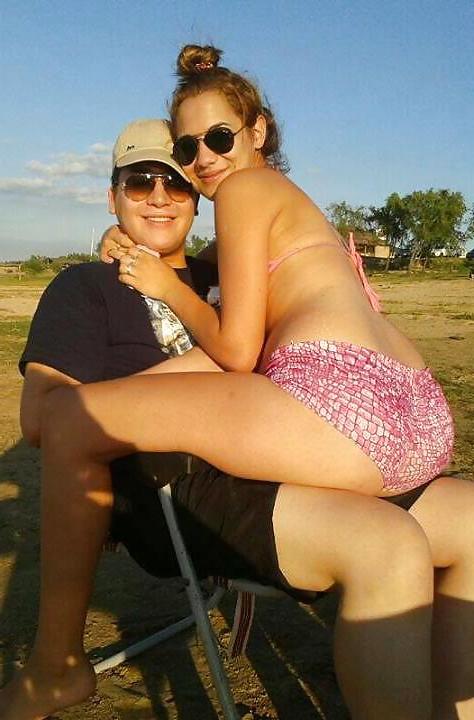 25P Brazilian girl: Bella
