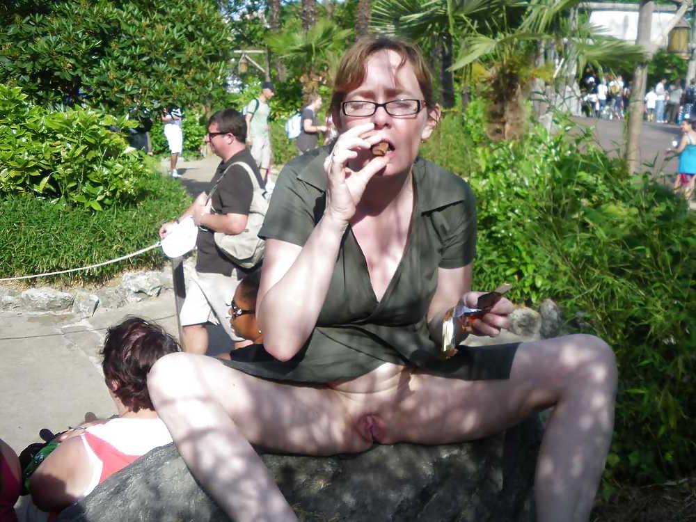 25P Upskirt Cameltoes #rec Amateur showing pussy PublicNudity 9