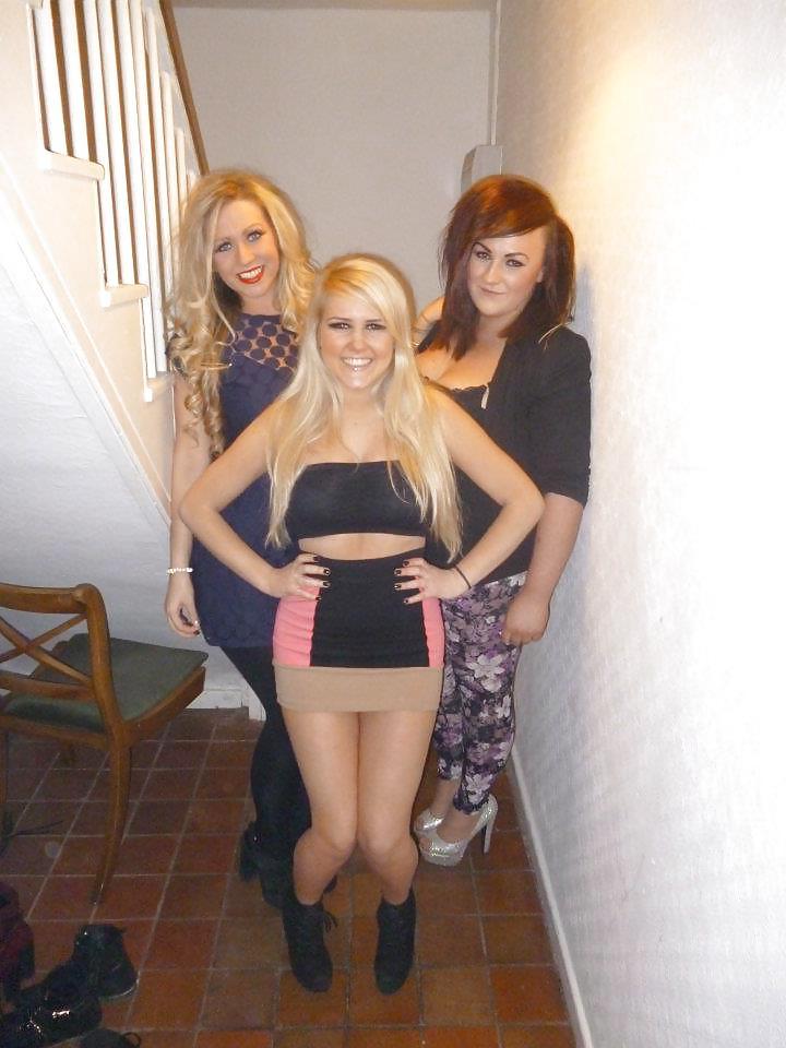21P Jerk off to hot facebook slut - comments plz