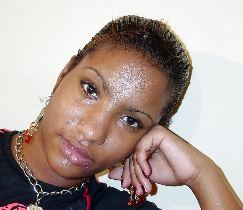 19P Dark brazilian  Gets A Facial 