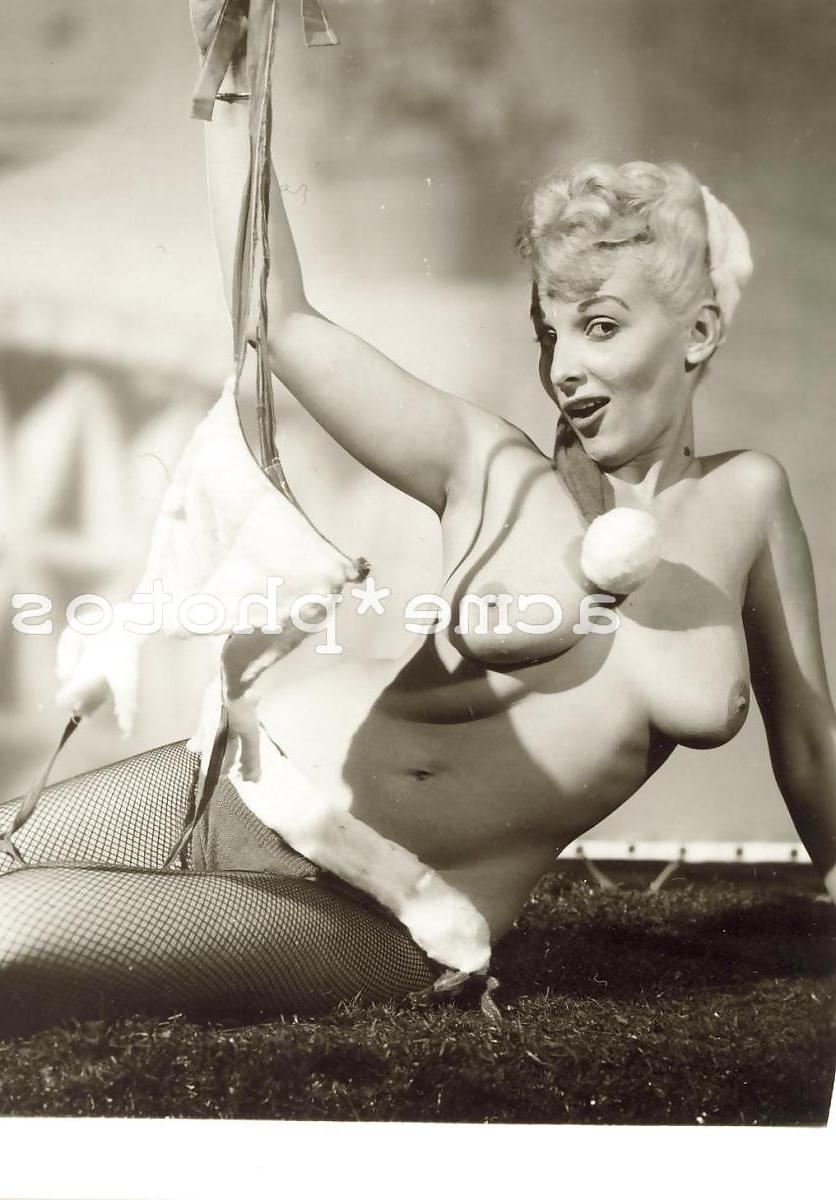 16P Busty Brown
