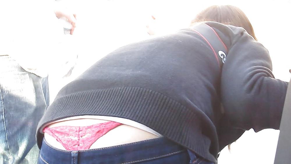 25P Thong 26