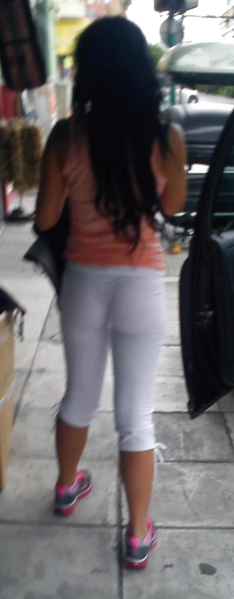 25P Thong 26